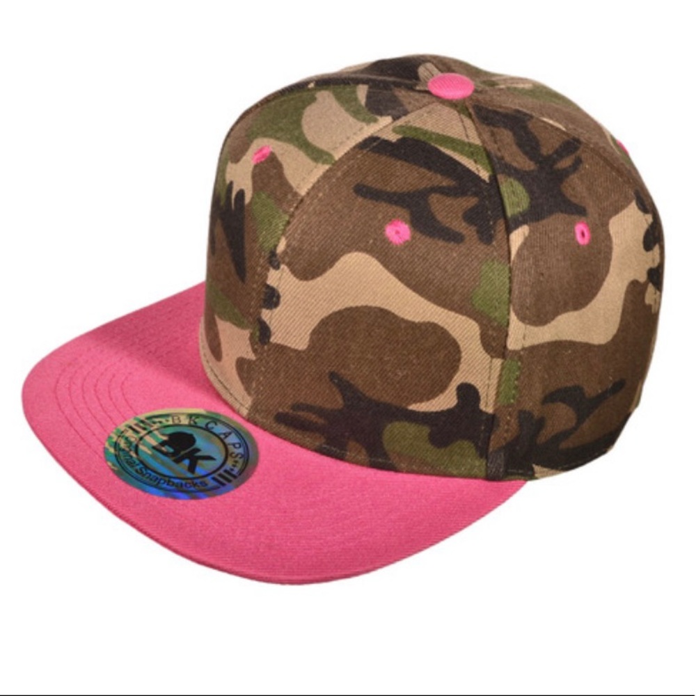 💖 CAMO & PINK Snap back Trucker Hat